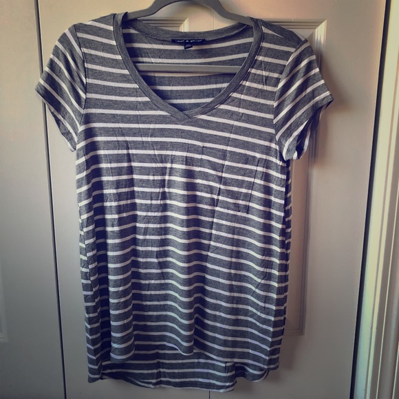 Cable & Gauge | Grey | Striped | V-Neck Tee - Picture 1 of 2